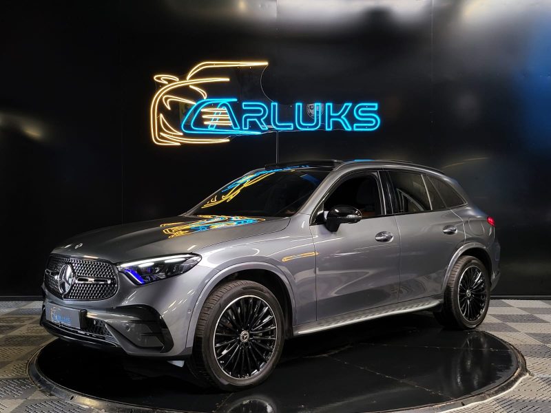 MERCEDES CLASSE GLC 300 E 4MATIC AMG LINE / TOIT OUVRANT / SIEGES ELECTRIQUES A MEMOIRE / DIGITAL LI
