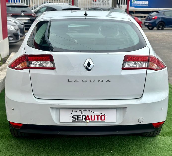 RENAULT LAGUNA 2014