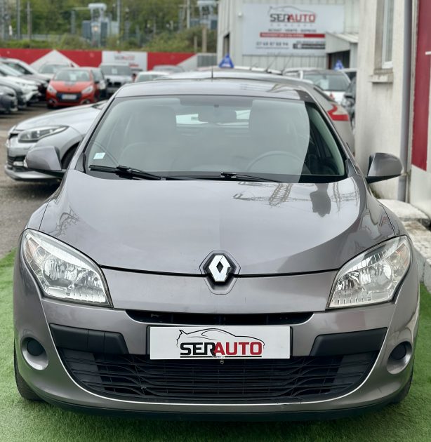 RENAULT MEGANE 2010