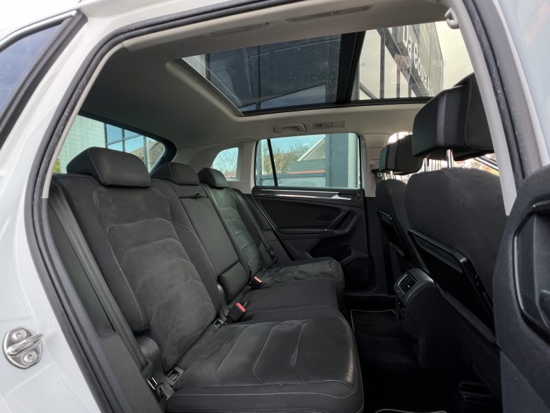 VOLKSWAGEN TIGUAN II CARAT 2.0 TDI 150 Cv 1ERE MAIN / TOIT OUVRANT APPLE & ANDROID - GARANTIE 1 AN