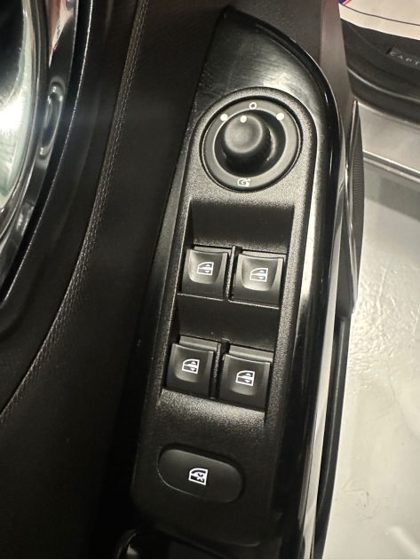 RENAULT CAPTUR 0.9 TCE 90 ENERGY S&S ECO2 INTENS