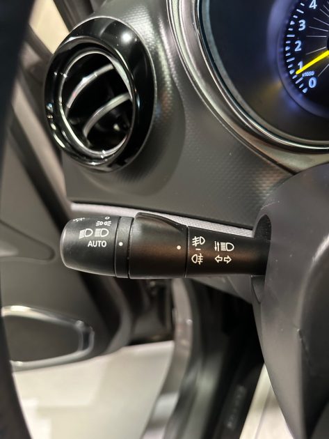 RENAULT CAPTUR 0.9 TCE 90 ENERGY S&S ECO2 INTENS