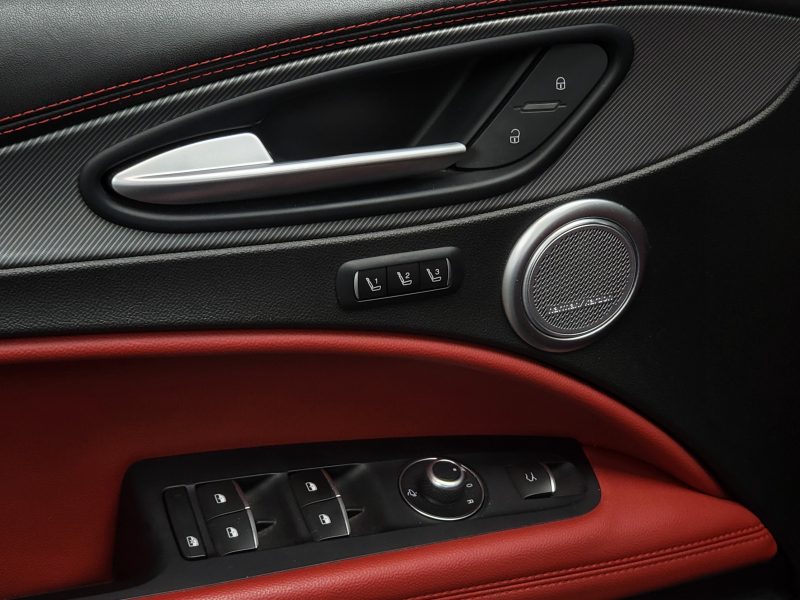 ALFA ROMEO STELVIO 2.2 JTD 210cv Q4 Veloce AT8