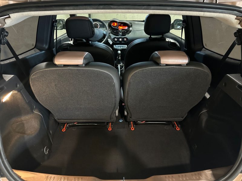 RENAULT TWINGO II 1.2 LEV 16V 75 MISS SIXTY ECO2