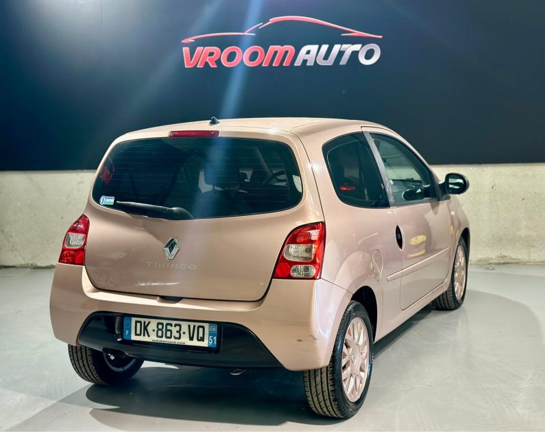 RENAULT TWINGO II 1.2 LEV 16V 75 MISS SIXTY ECO2