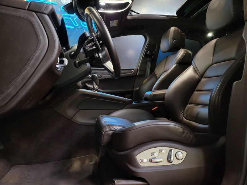 PORSCHE MACAN 3.6 V6 400cv TURBO / SUIVI PORSCHE / PACK CHRONO / PASM / PDLS PLUS / ECHAPPEMENT SPO 