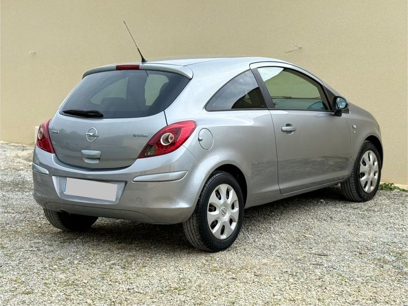 OPEL CORSA 1l3 CDTI 2010 130000km
