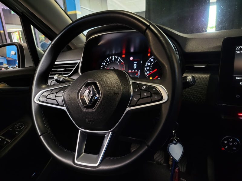 RENAULT CLIO V 1.0 TCe 100cv ZEN / 2EME MAIN / CARPLAY / ENTRETIEN COMPLET / AVERTISSEUR DE LIGNE BL