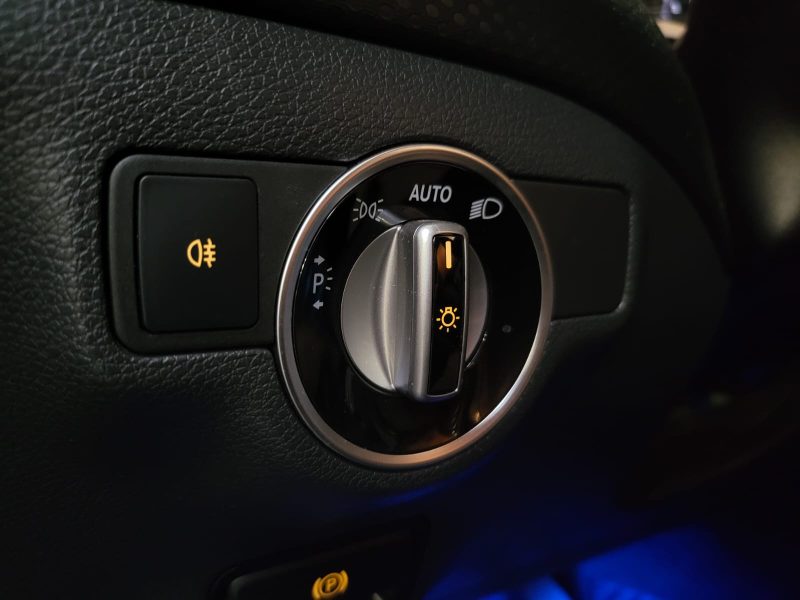 MERCEDES CLASSE A 180 D 109ch INTUITION PACK AMG 