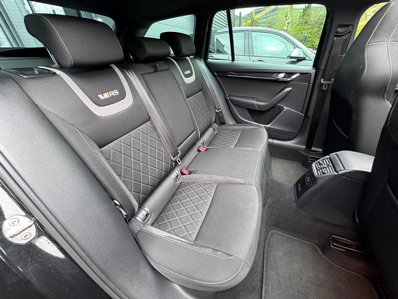 SKODA OCTAVIA 2.0 TSI 230 RS Combi*PANO*CAMERA*GPS*LED*