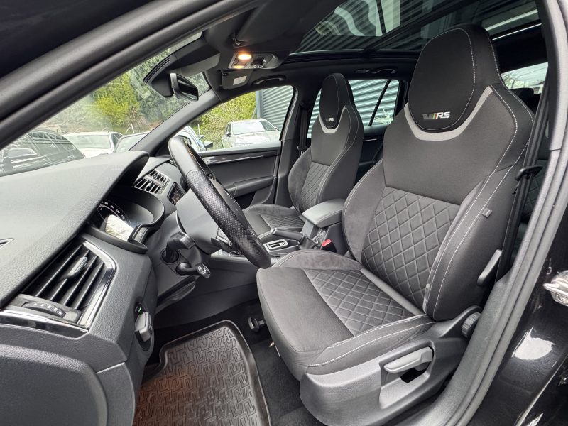 SKODA OCTAVIA 2.0 TSI 230 RS Combi*PANO*CAMERA*GPS*LED*