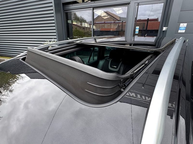 SKODA OCTAVIA 2.0 TSI 230 RS Combi*PANO*CAMERA*GPS*LED*