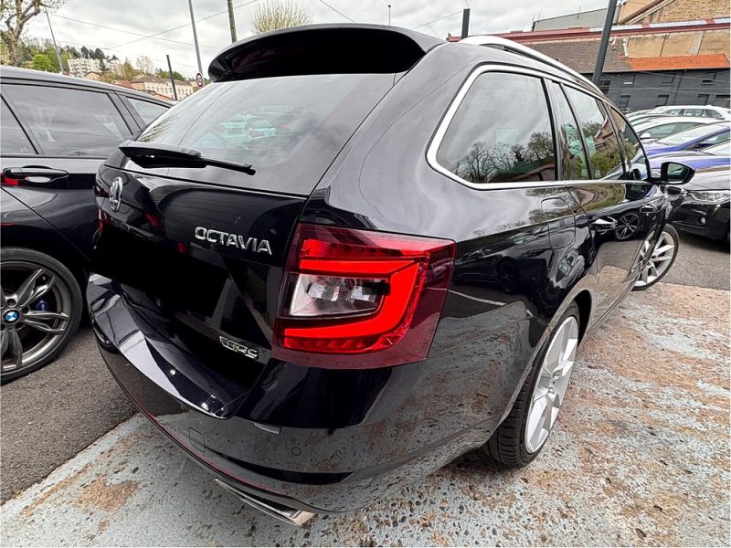 SKODA OCTAVIA 2.0 TSI 230 RS Combi*PANO*CAMERA*GPS*LED*