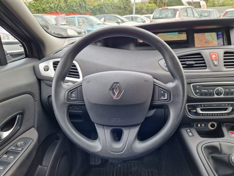 RENAULT SCENIC III 1.9L dCi 130cv EXPRESSION / Révisée&Garantie
