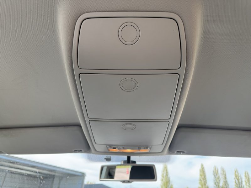 Volkswagen  TOURAN  2L TDi 16s 140cv CONFORTLINE_7 Places / Révisée&Garantie