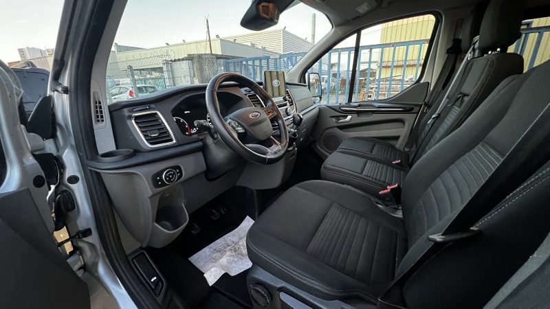 FORD TRANSIT CUSTOM 170 ch 6 places 2021
