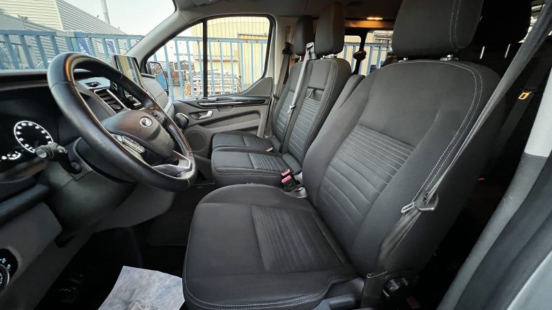 FORD TRANSIT CUSTOM 170 ch 6 places 2021