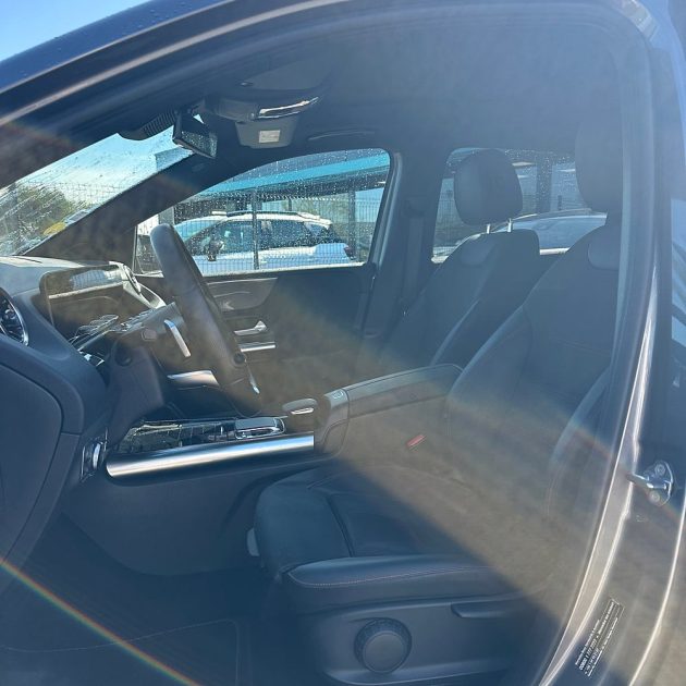 MERCEDES CLASSE B 200 D 150 cv AMG LINE 1 ère Main GARANTIE 12 MOIS