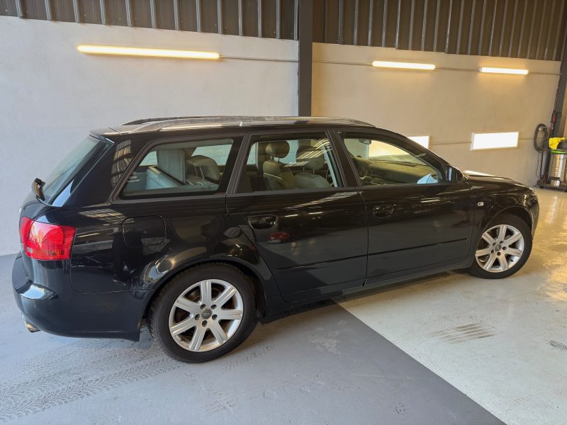 AUDI A4 AVANT 2.0 TFSI 200 Super état 
