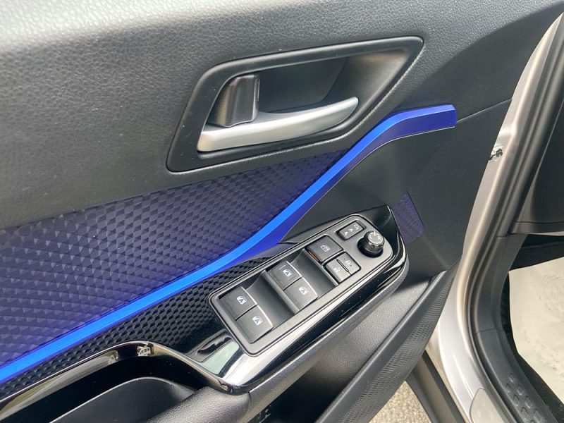 TOYOTA C-HR HYBRID 122 GRAPHIC