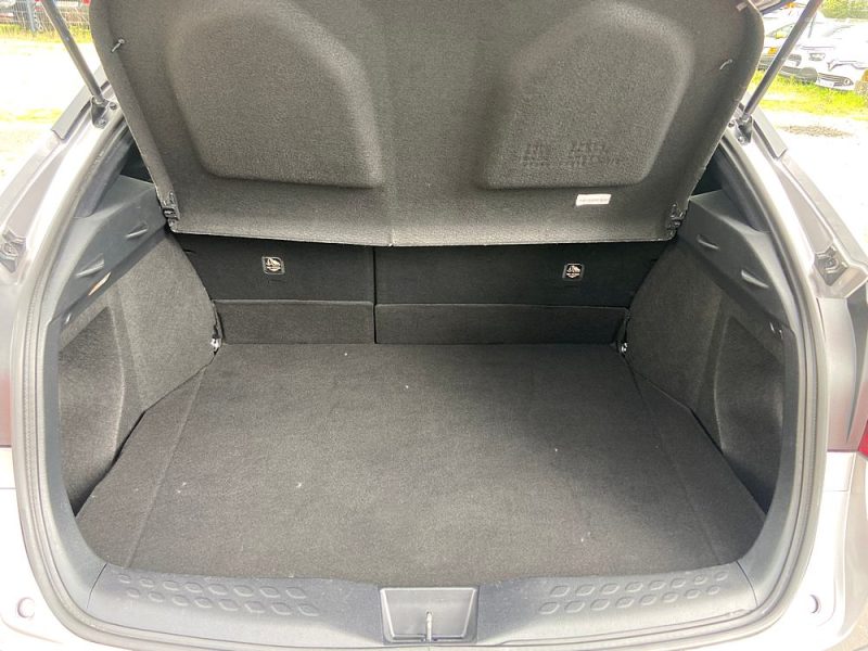 TOYOTA C-HR HYBRID 122 GRAPHIC