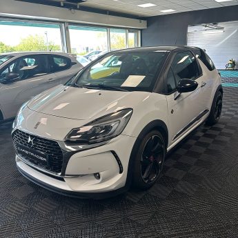 DS 3 1.6 THP 210 cv Performance Garantie 12 mois