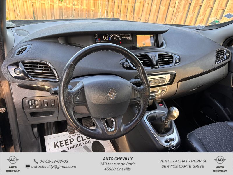 RENAULT SCENIC III 2013