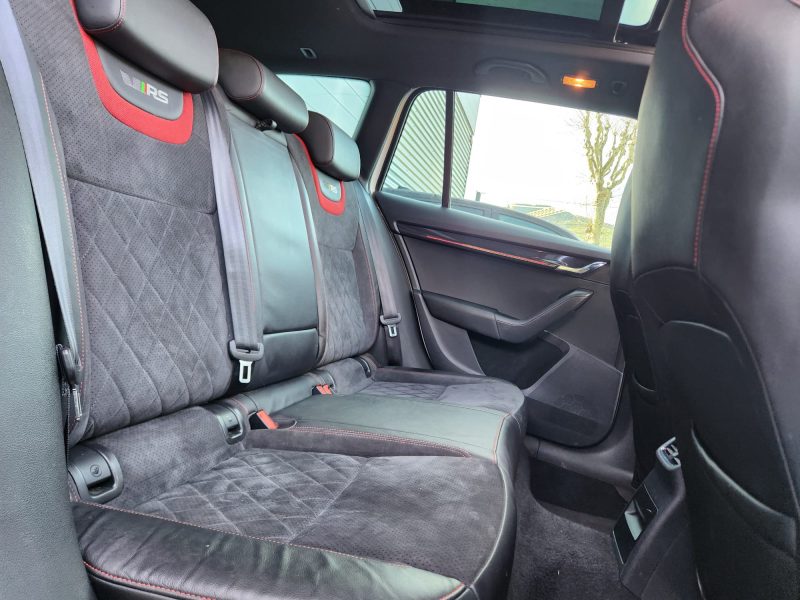 SKODA OCTAVIA 2019 COMBI 2.0 TSI 245 RS*VIRTUAL*PANO*CANTON*CAMERA*