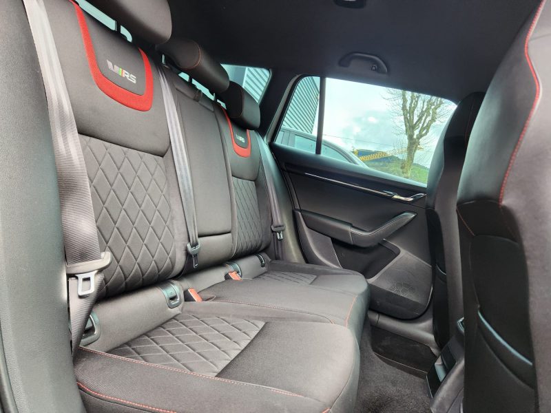 SKODA OCTAVIA 2018 COMBI 2.0 TSI 230 RS*STEEL-Gris*LED*GPS*ACC