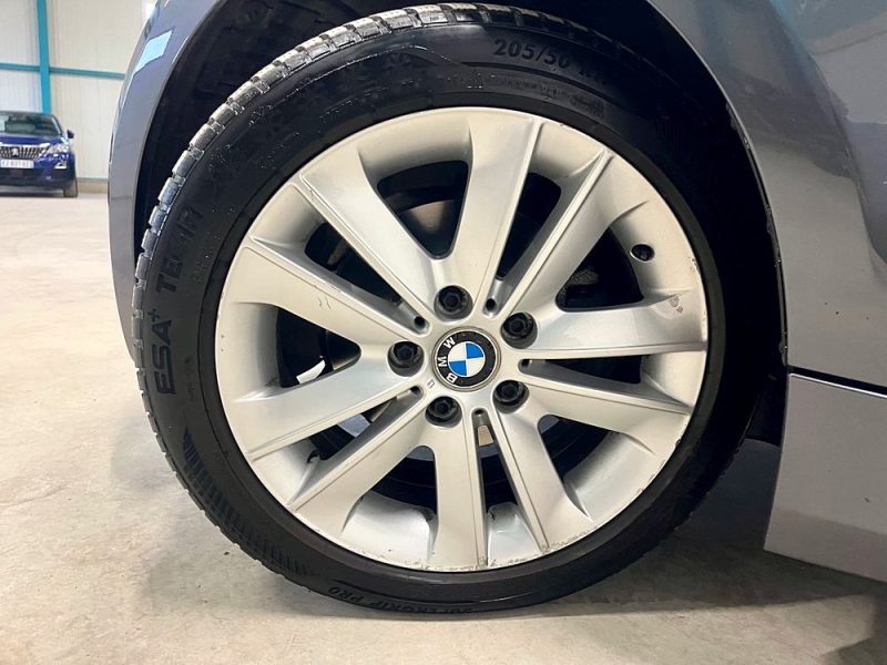 BMW Série 1 (E88) cabriolet 118d 143ch Luxe BVM6 Garantie 6 mois