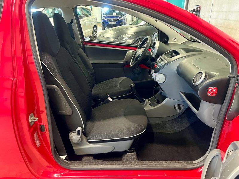 TOYOTA Aygo 1.0 VVT-i 68ch Confort 3p Garantie 6 mois