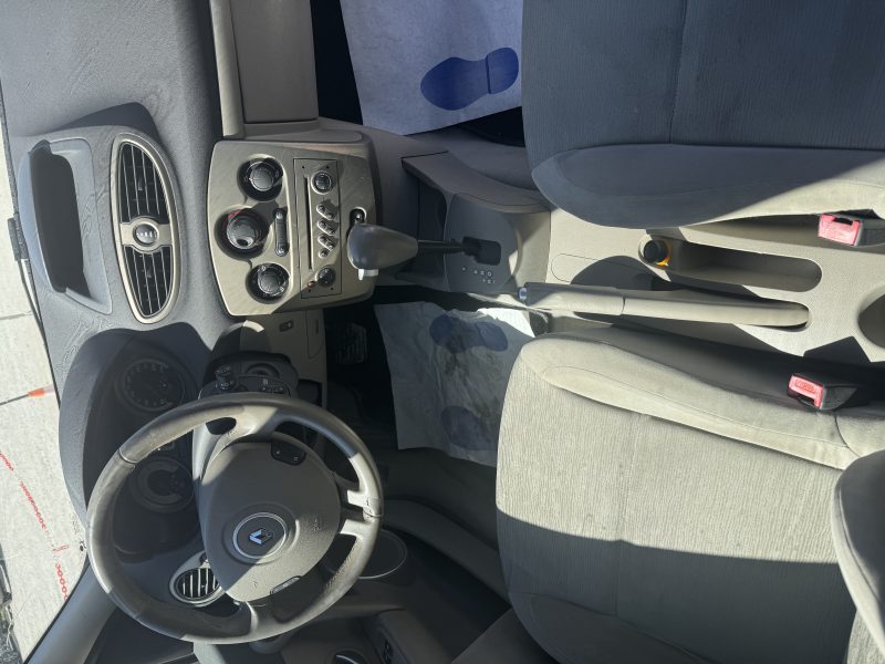 RENAULT CLIO 2006