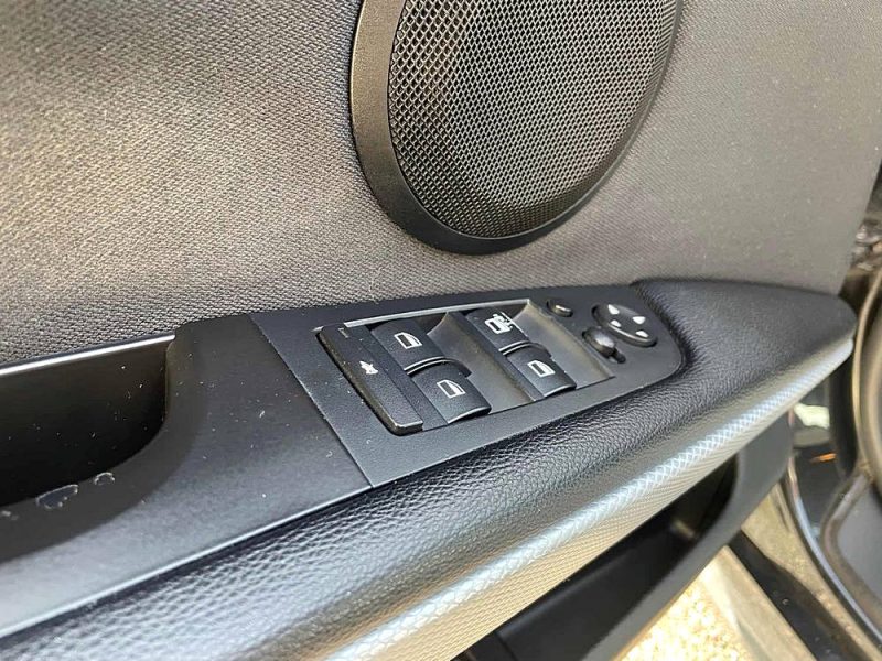 B.M.W. SERIE 3 2012 E90 BOITE AUTOMATIQUE 318D 2.0D - 16V TURBO