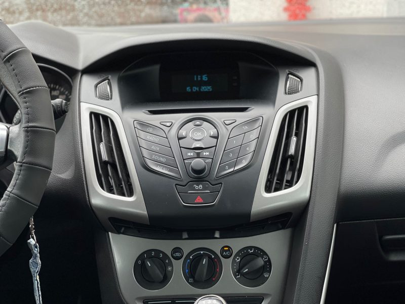 FORD FOCUS III Hatchback TREND 1.6 Ti VCT 16V 85 ch GARANTIE 6 MOIS