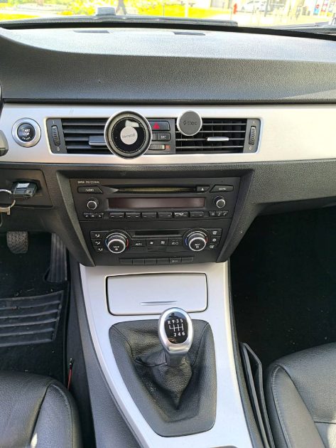 B.M.W. SERIE 3 318D 143CV