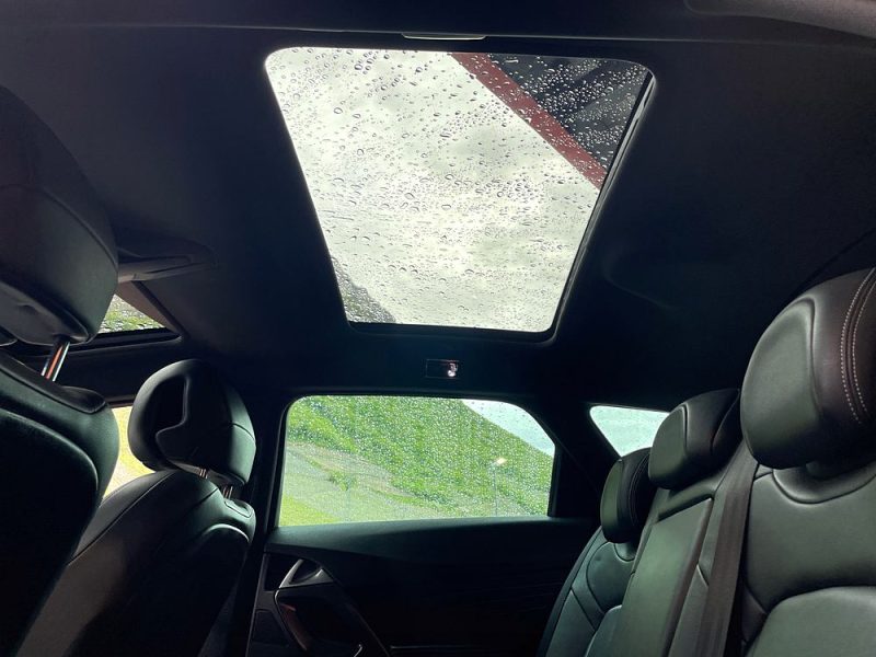 DS5 2.0 BLUE HDI 180Cv Sport Chic Boîte automatique Jantes alliage Ct Ok 2027