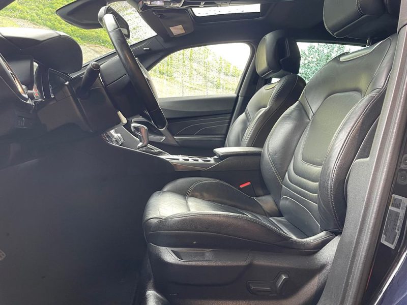 DS5 2.0 BLUE HDI 180Cv Sport Chic Boîte automatique Jantes alliage Ct Ok 2027