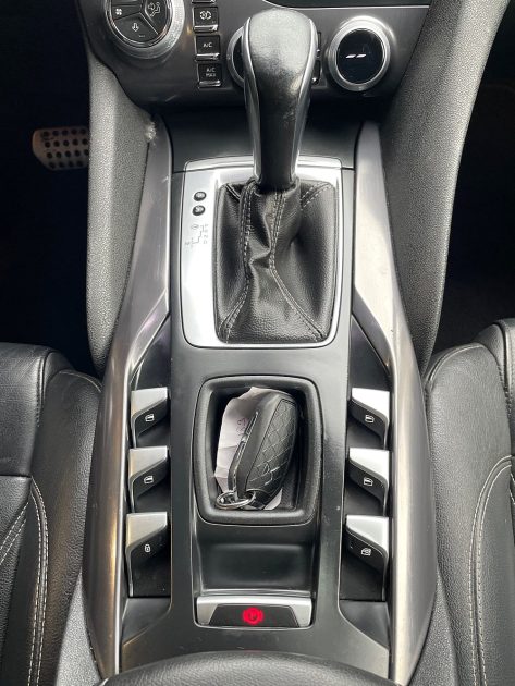 DS5 2.0 BLUE HDI 180Cv Sport Chic Boîte automatique Jantes alliage Ct Ok 2027
