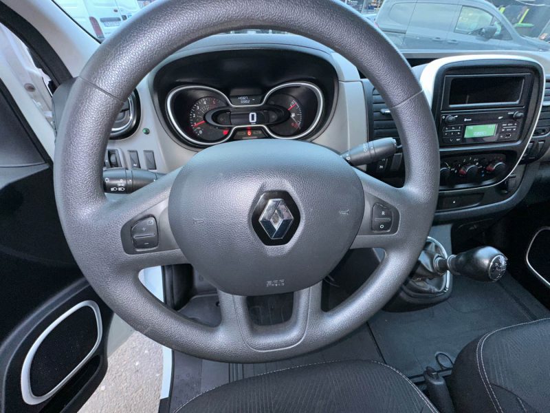 RENAULT TRAFIC 2018