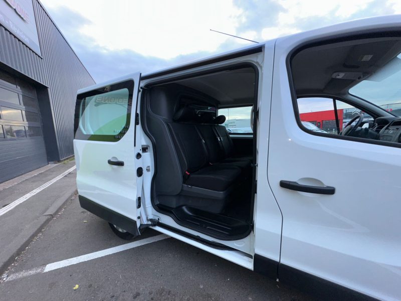 RENAULT TRAFIC 2018