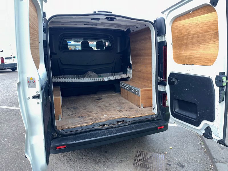RENAULT TRAFIC 2018