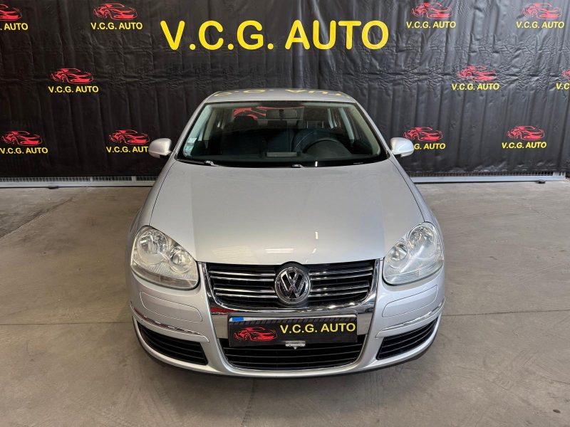 VOLKSWAGEN JETTA 1.9 TDI 105 Trendline 