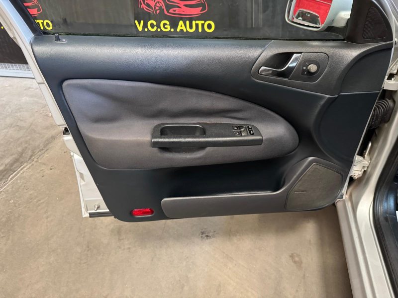 SKODA OCTAVIA 1.9 TDI 100 TOUR 