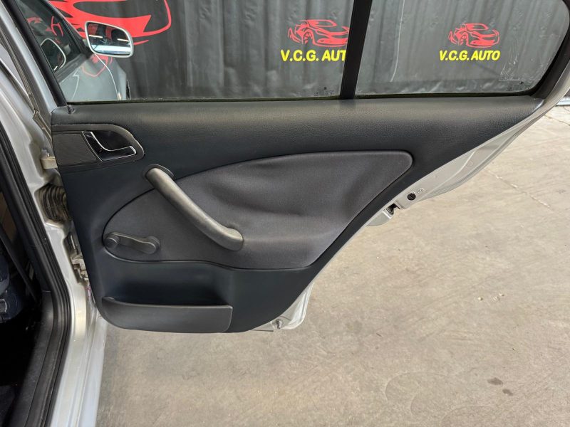 SKODA OCTAVIA 1.9 TDI 100 TOUR 