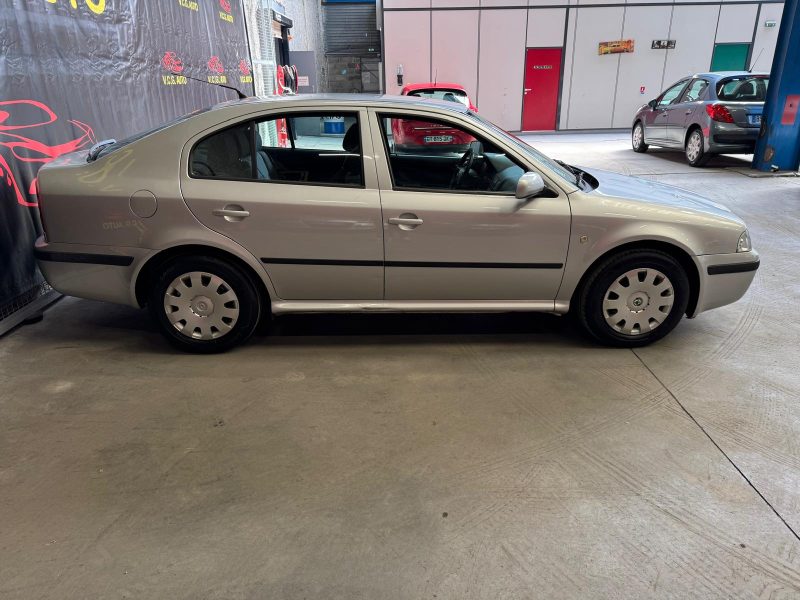 SKODA OCTAVIA 1.9 TDI 100 TOUR 