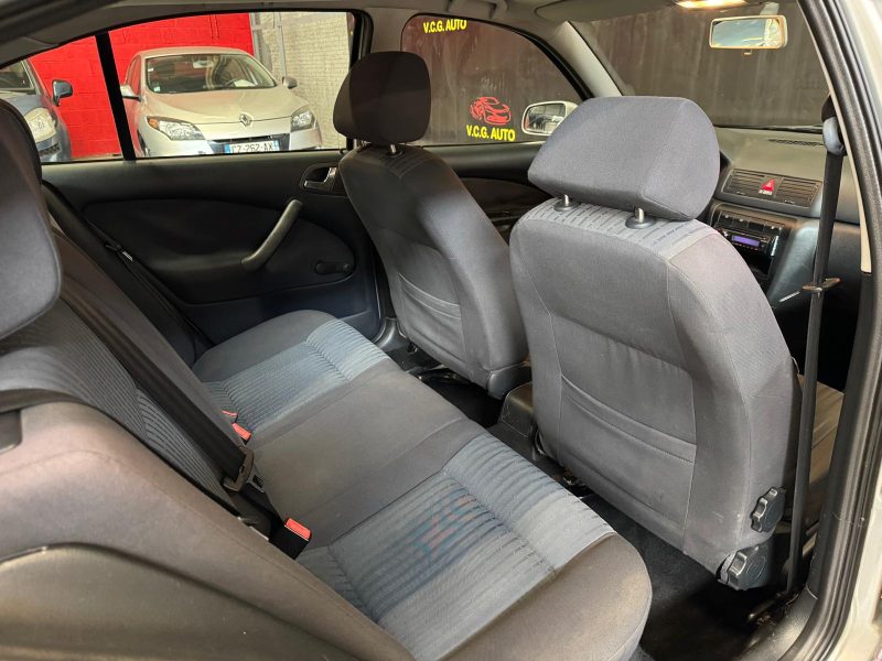 SKODA OCTAVIA 1.9 TDI 100 TOUR 