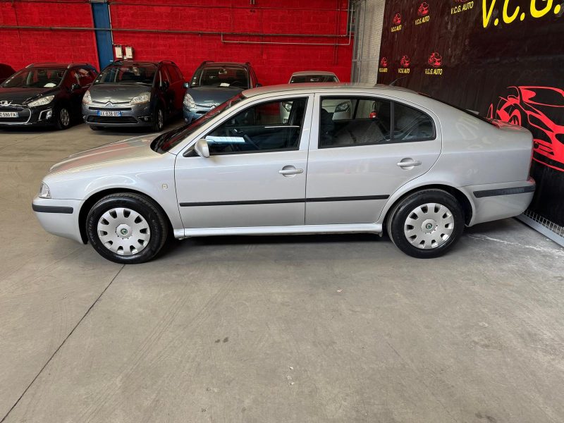 SKODA OCTAVIA 1.9 TDI 100 TOUR 