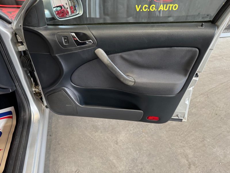 SKODA OCTAVIA 1.9 TDI 100 TOUR 