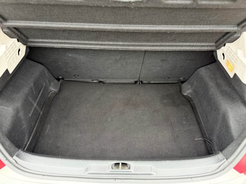 PEUGEOT 207 1.4i - 16V 90CH