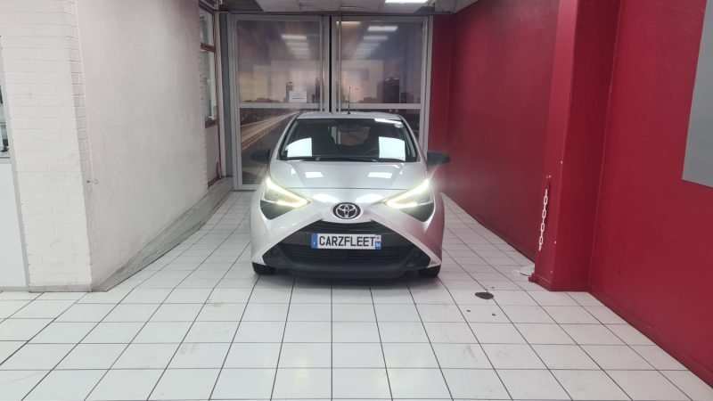 TOYOTA AYGO 2021